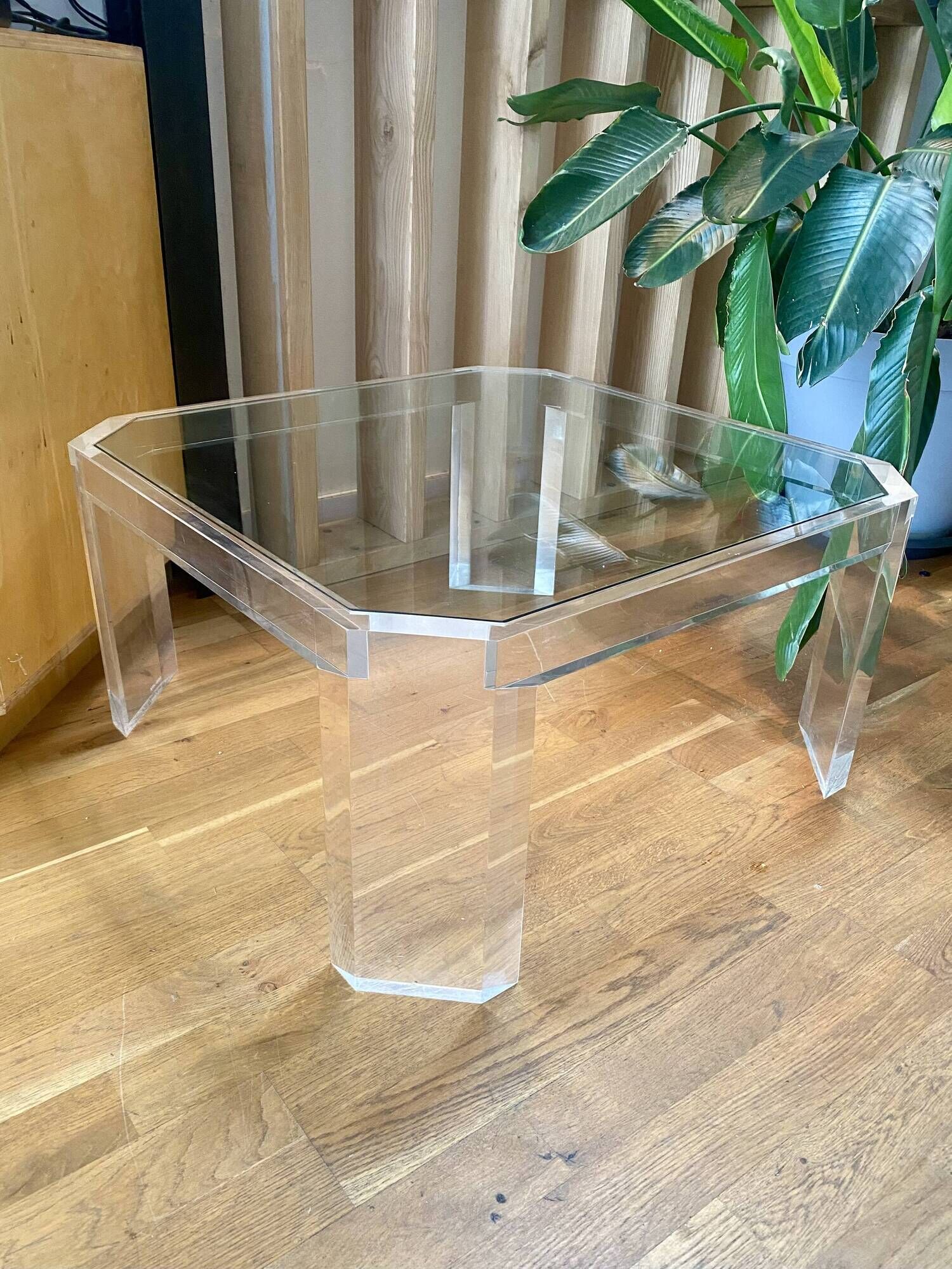 Table basse athena par david lange. 1970. 70x70