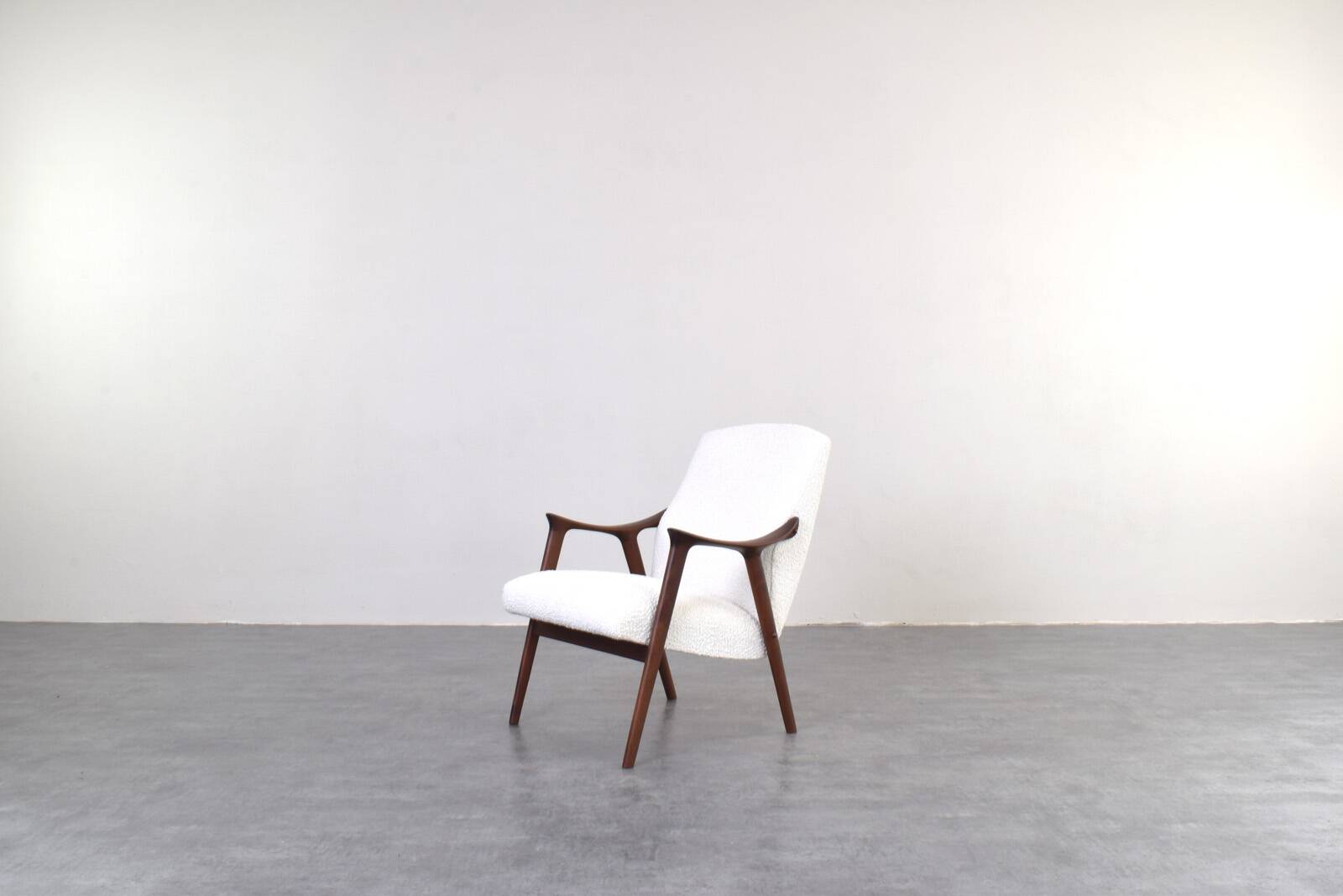 Mid-Century „Tenor” Teak & Boucle Armchair from Møre Lenestolfabrikk, 1960s