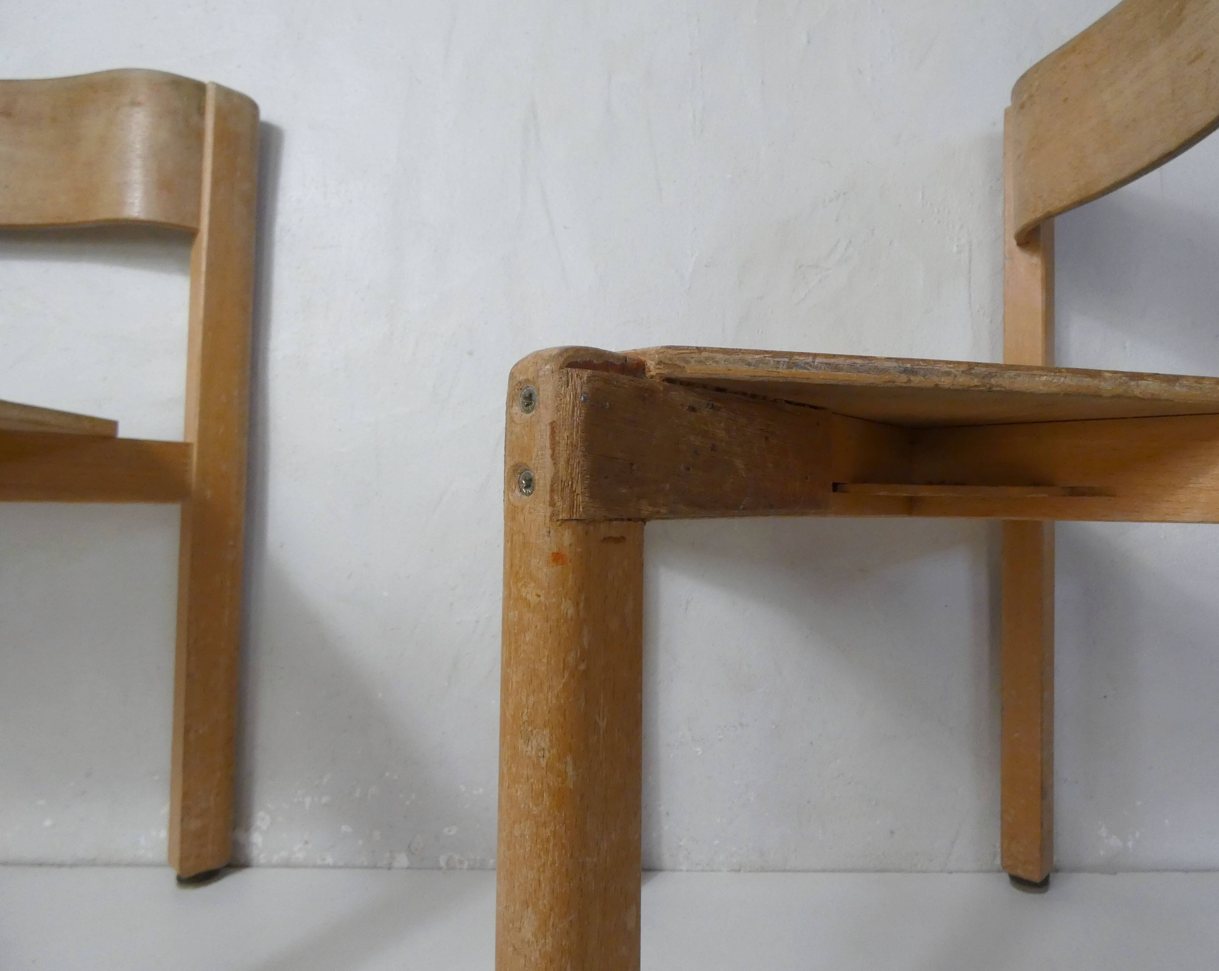 2 children's chairs