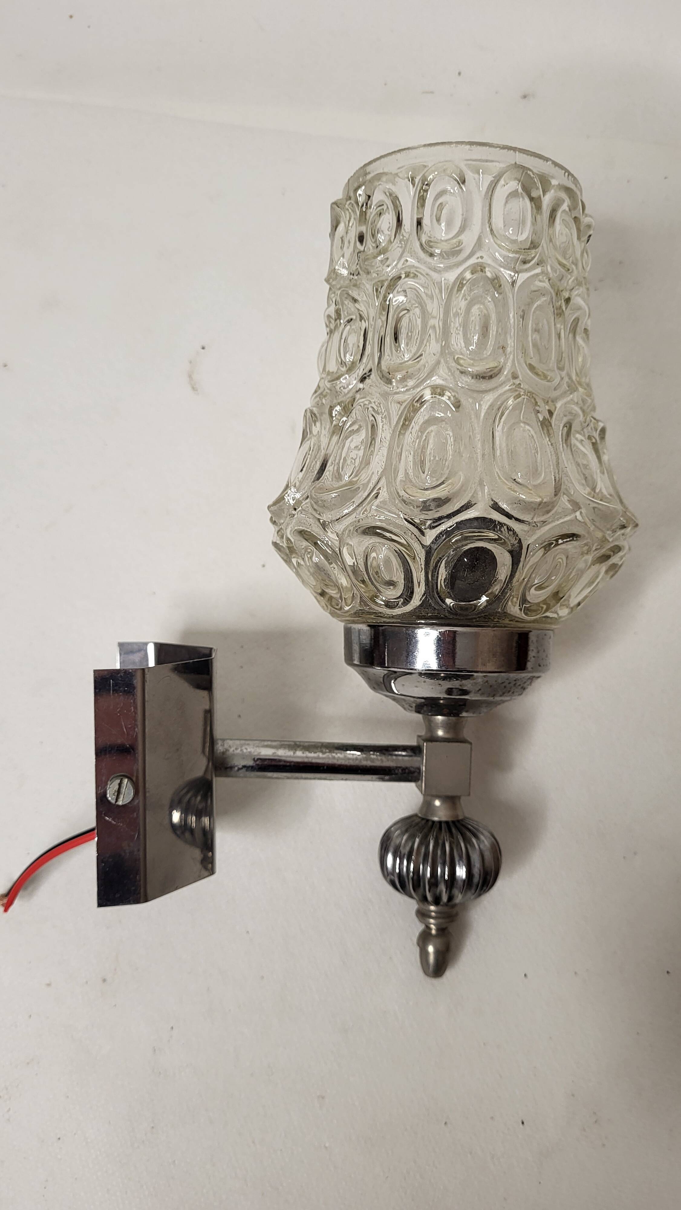 Wall lamp in glass and chrome metal