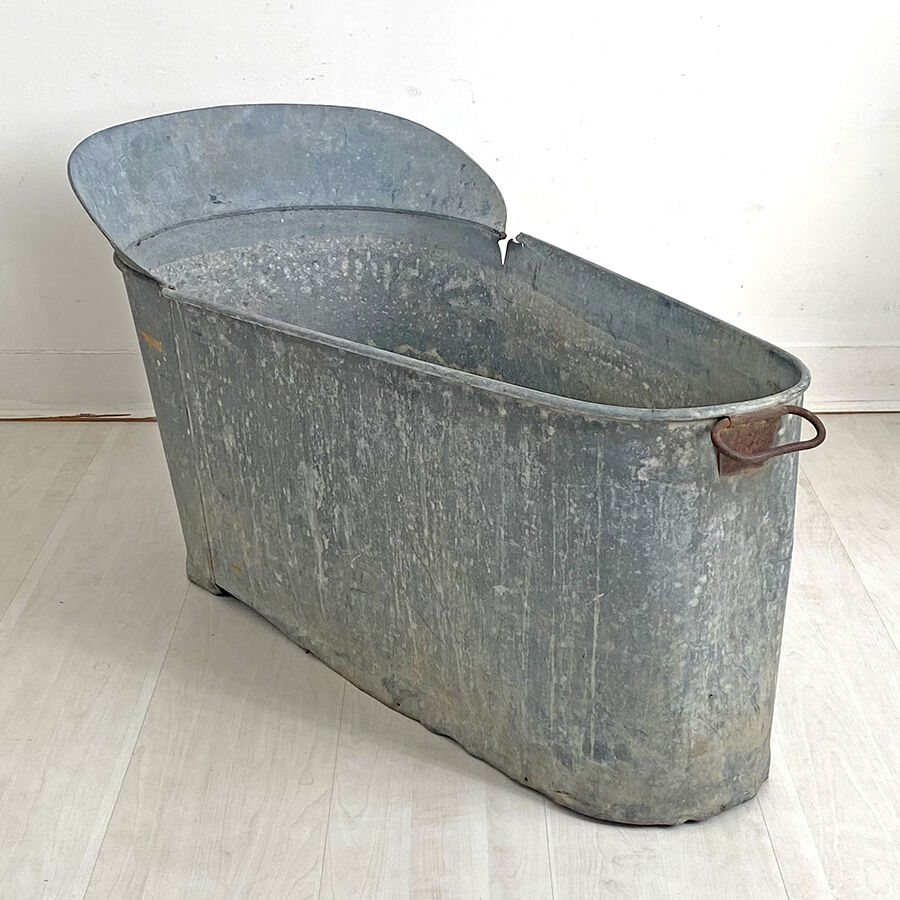 Vintage zinc basin 1940