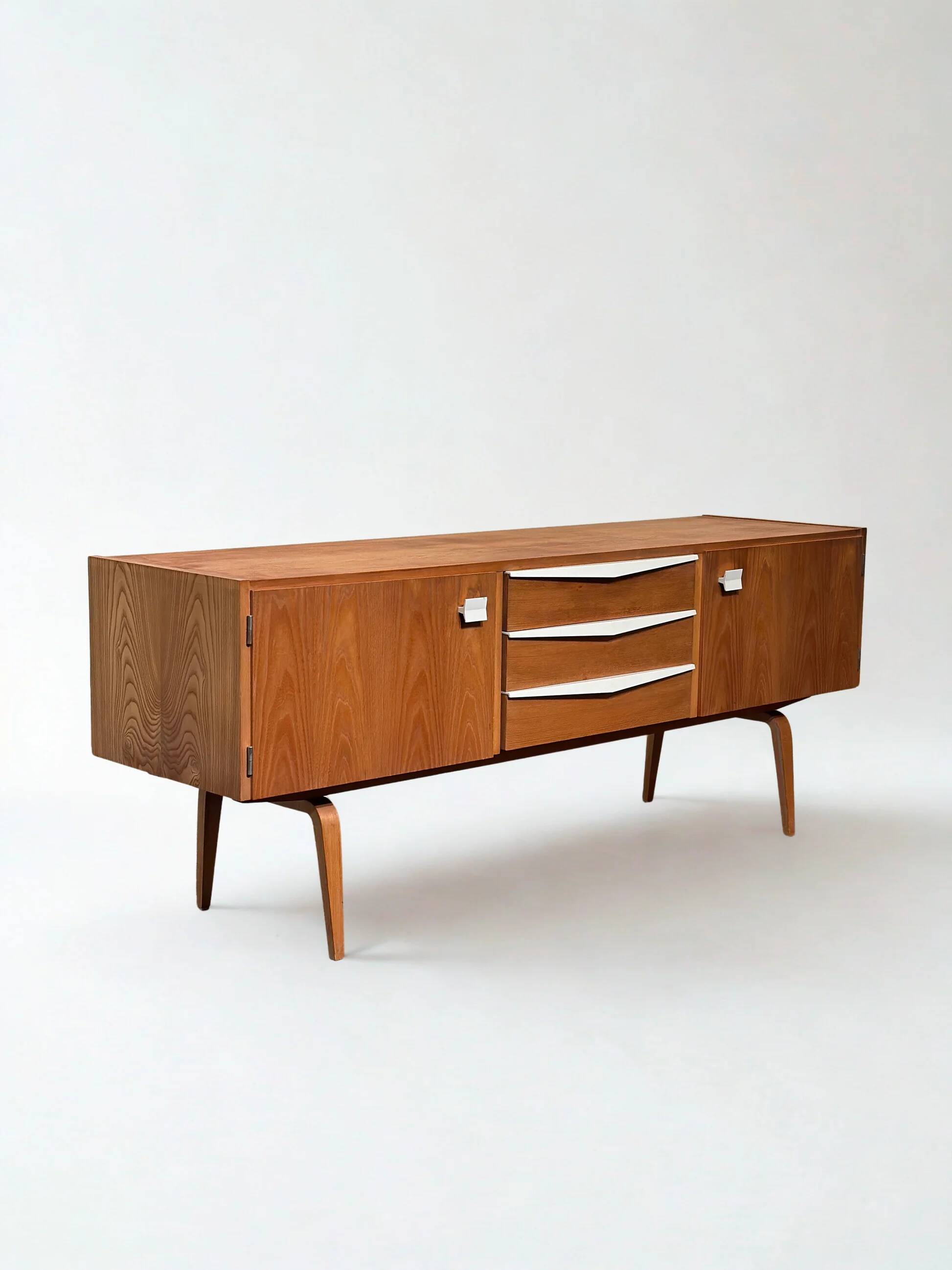 Buffet 427/K Elm for Hellerau