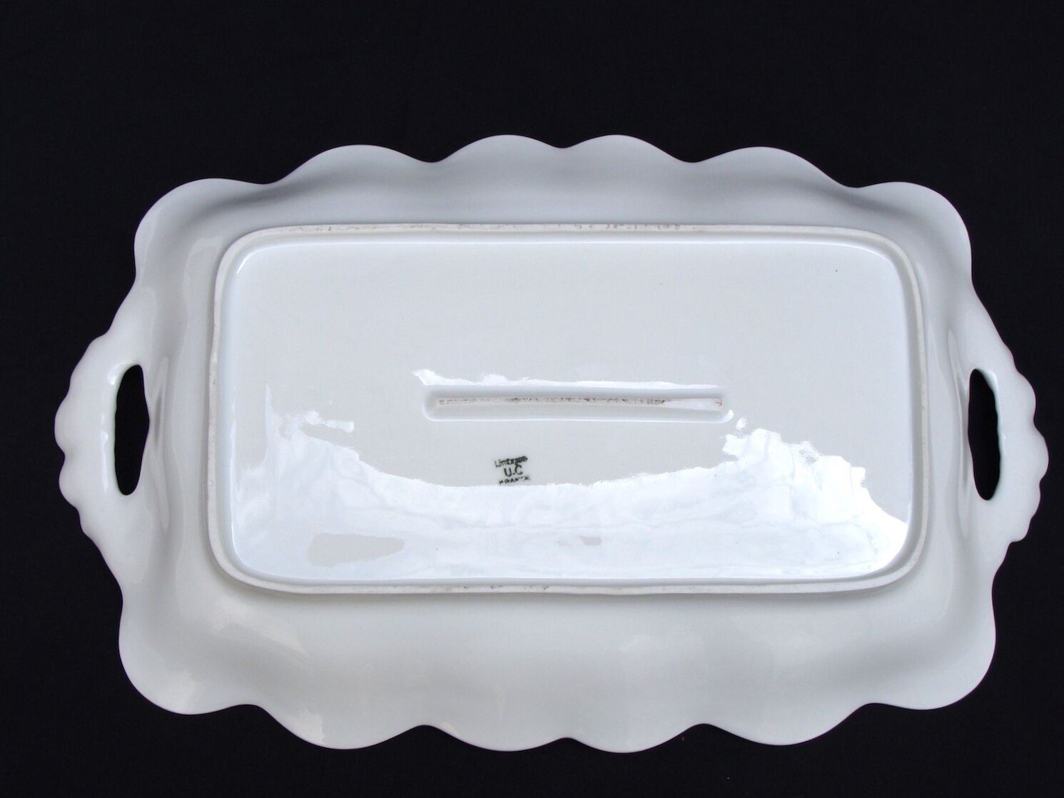 Ceramic asparagus dish 1900