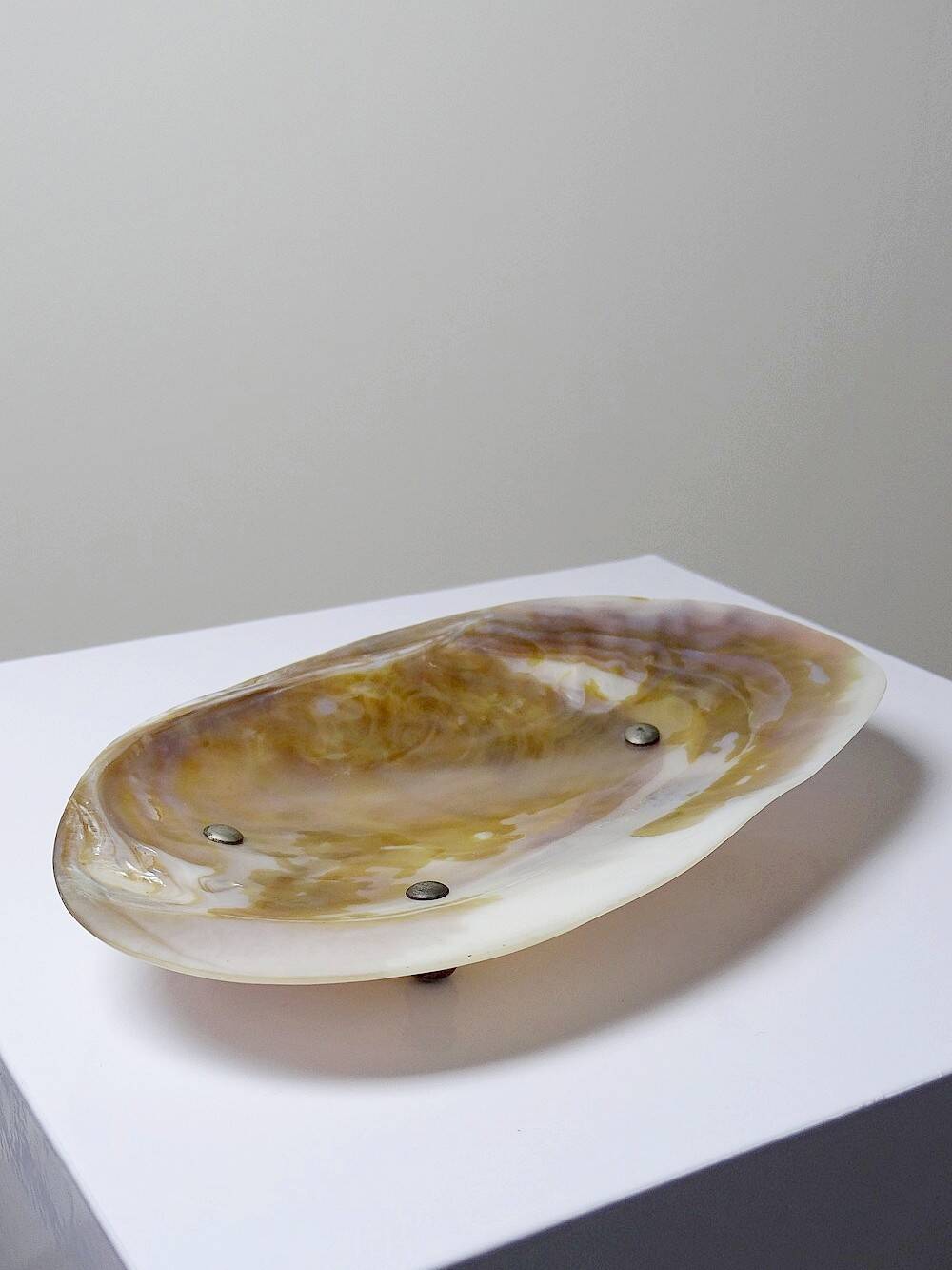Antique mother-of-pearl tripod bowl empty pocket with silver metal legs
