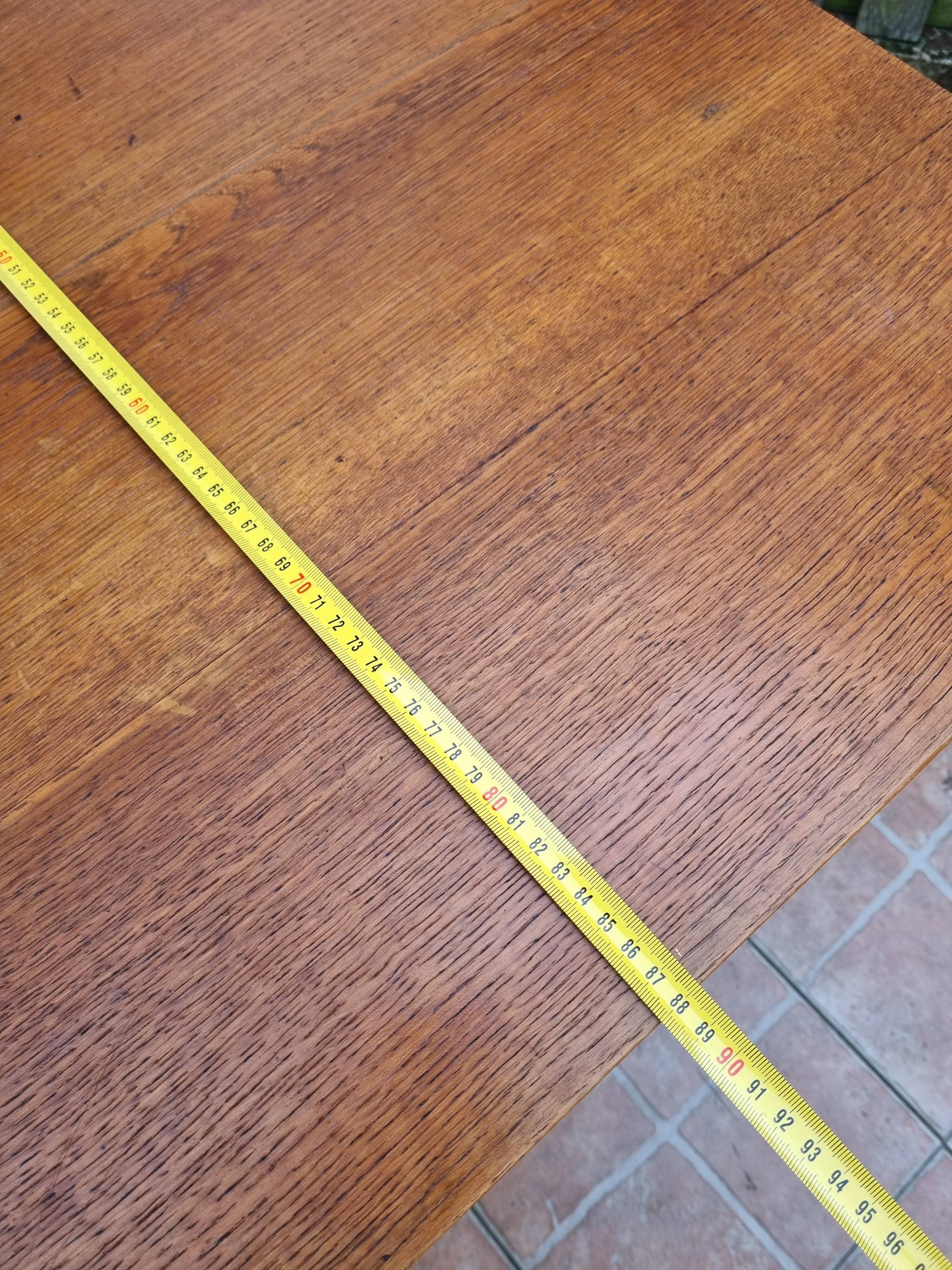 Square table in art deco style in oak, removable