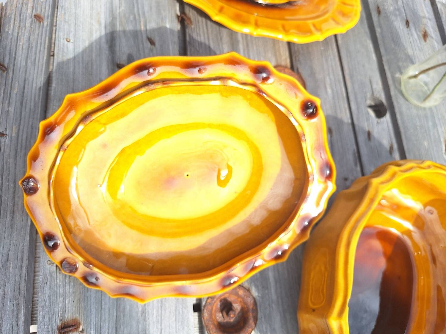 Ceramic soup tureen and sauceboat set