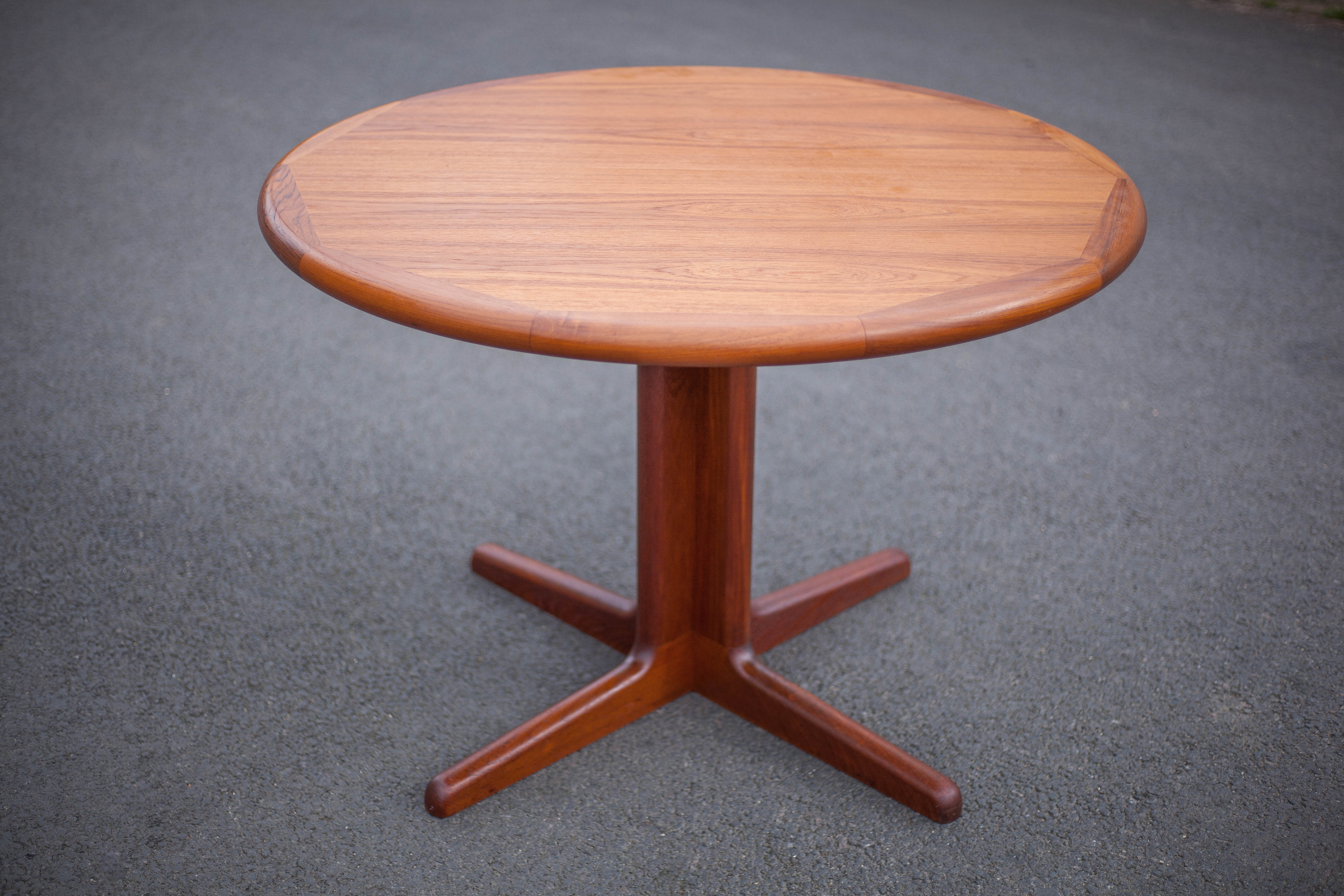 Round dining table extendable 2 extensions, vintage teak table, interior decoration