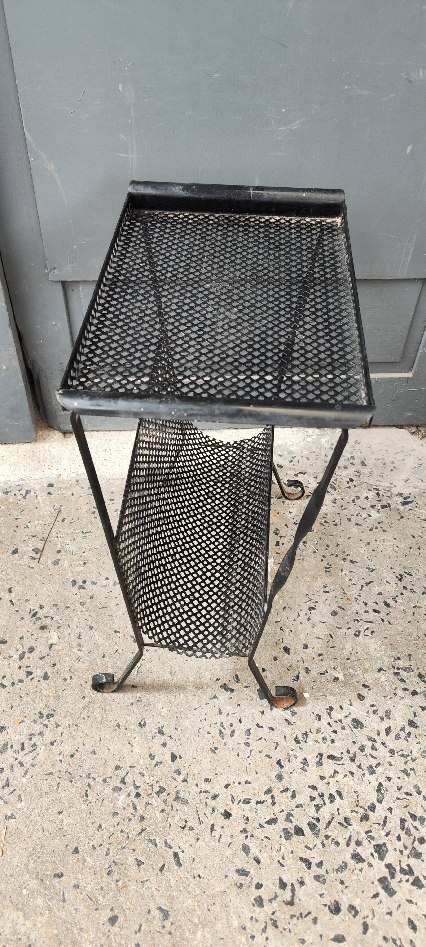 Old Mategot metal magazine rack