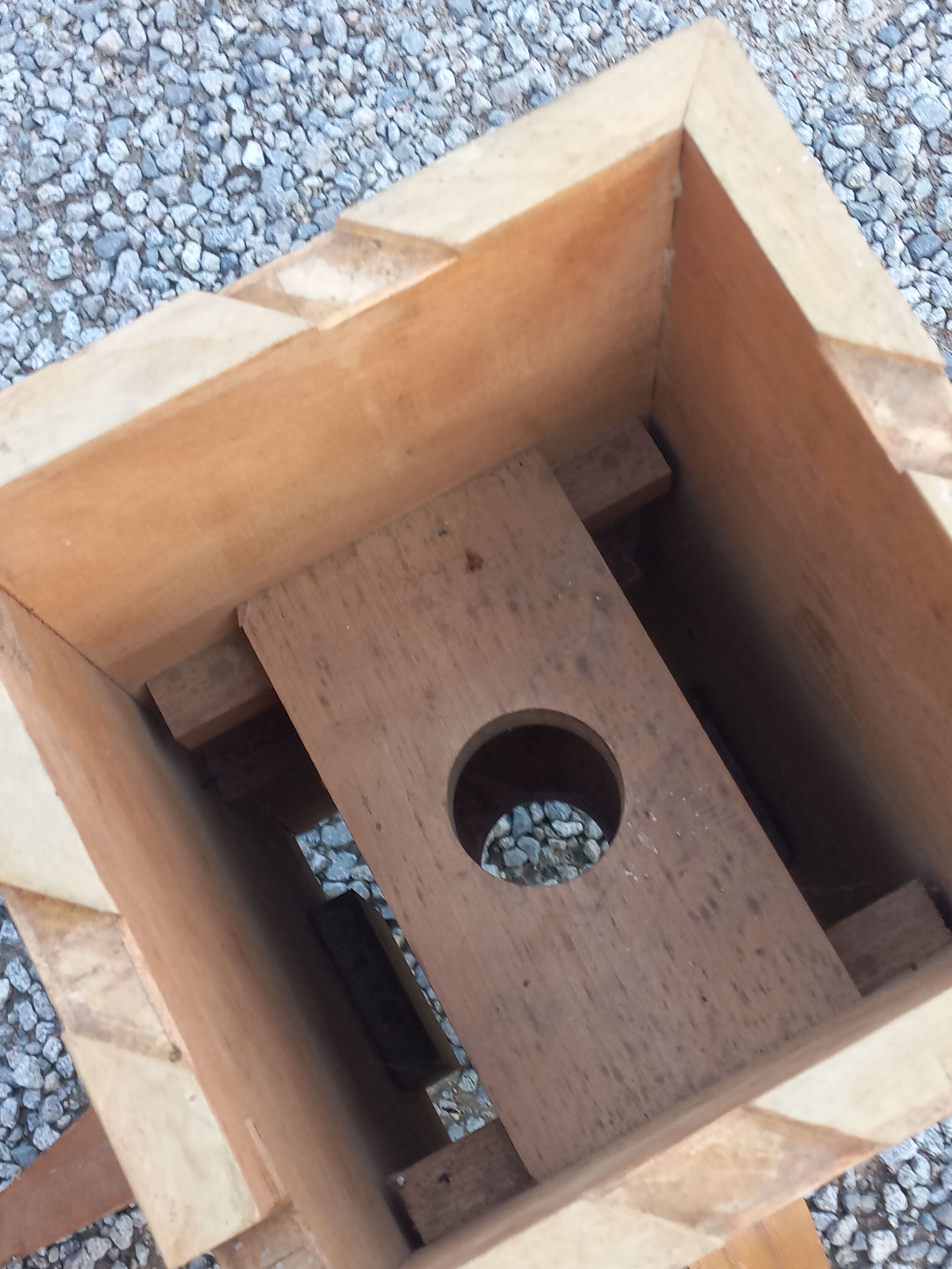 1950s round oak table, 2 heights, central quadripod leg