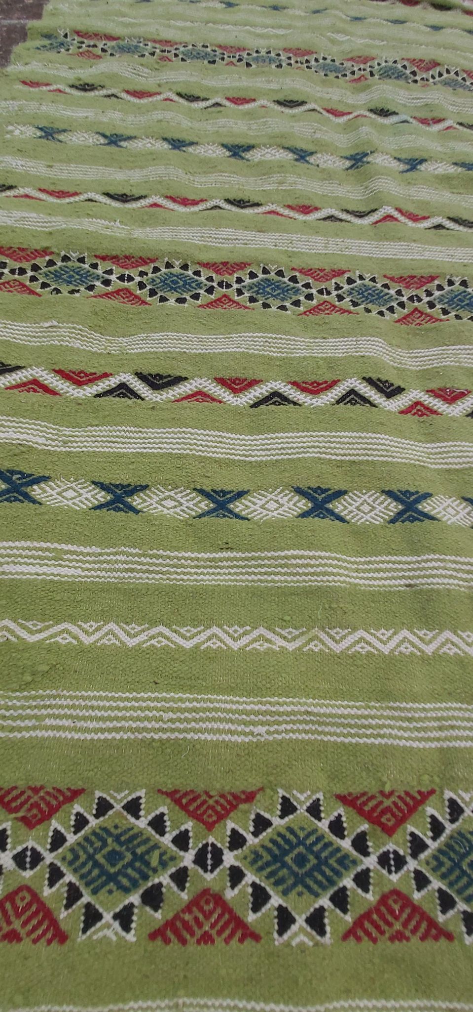 Berber handmade green kilim rug in pure wool 210-115cm