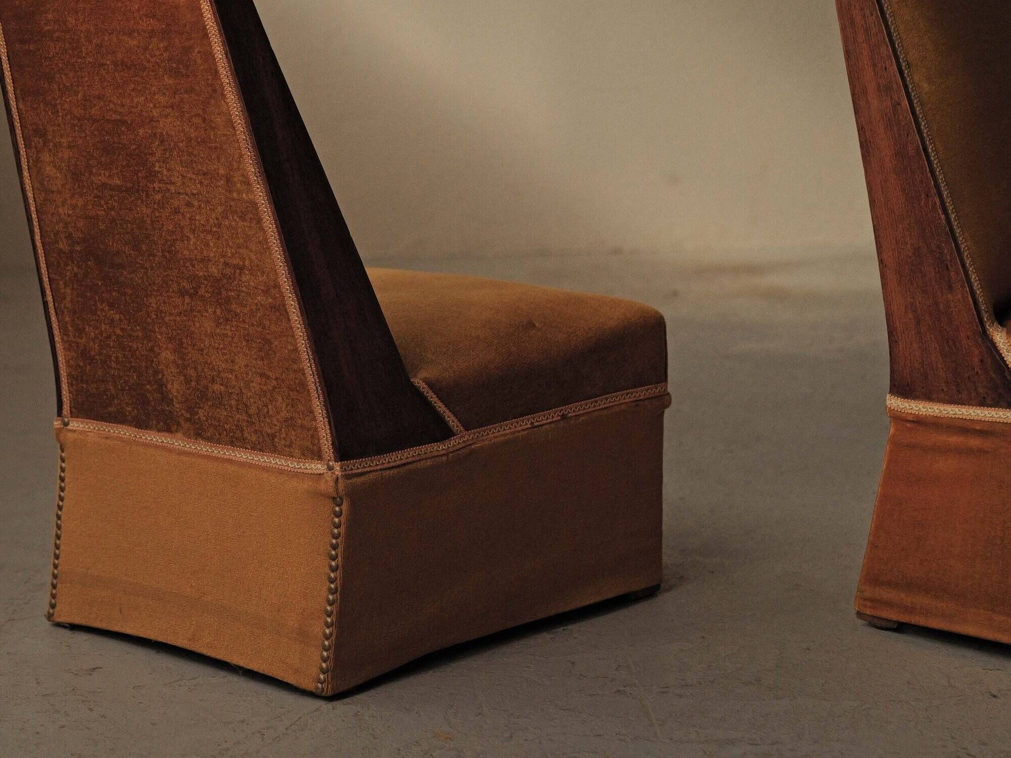 Paire de chauffeuses Art Déco, vers 1930