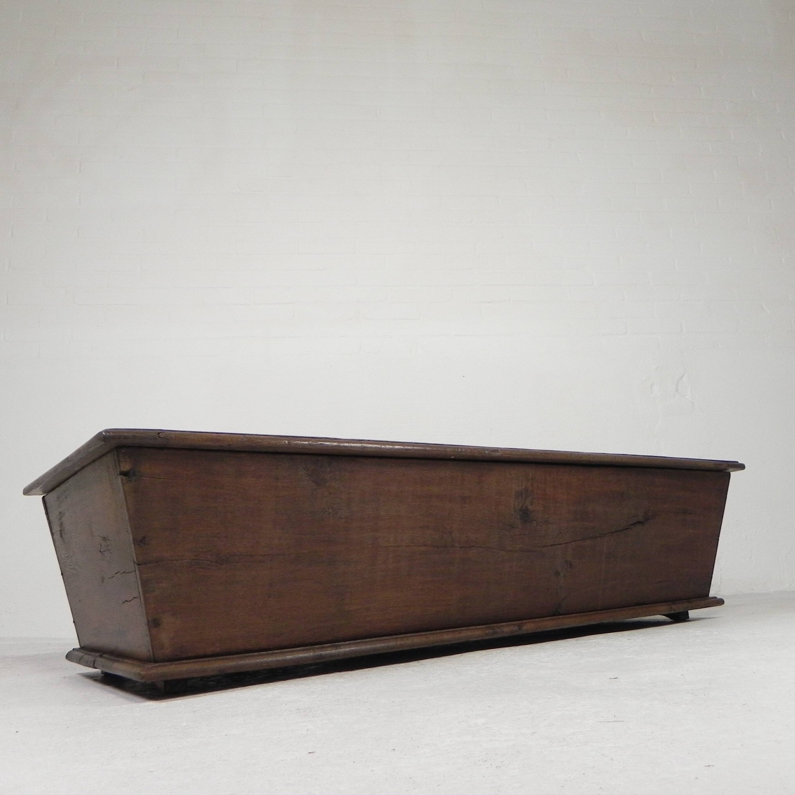 Ancien coffre en chêne, auge, coffre à couvertures XIXe siècle