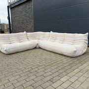 Ligne Roset Togo 3 places, 2 places et d'angle en velours côtelé beige