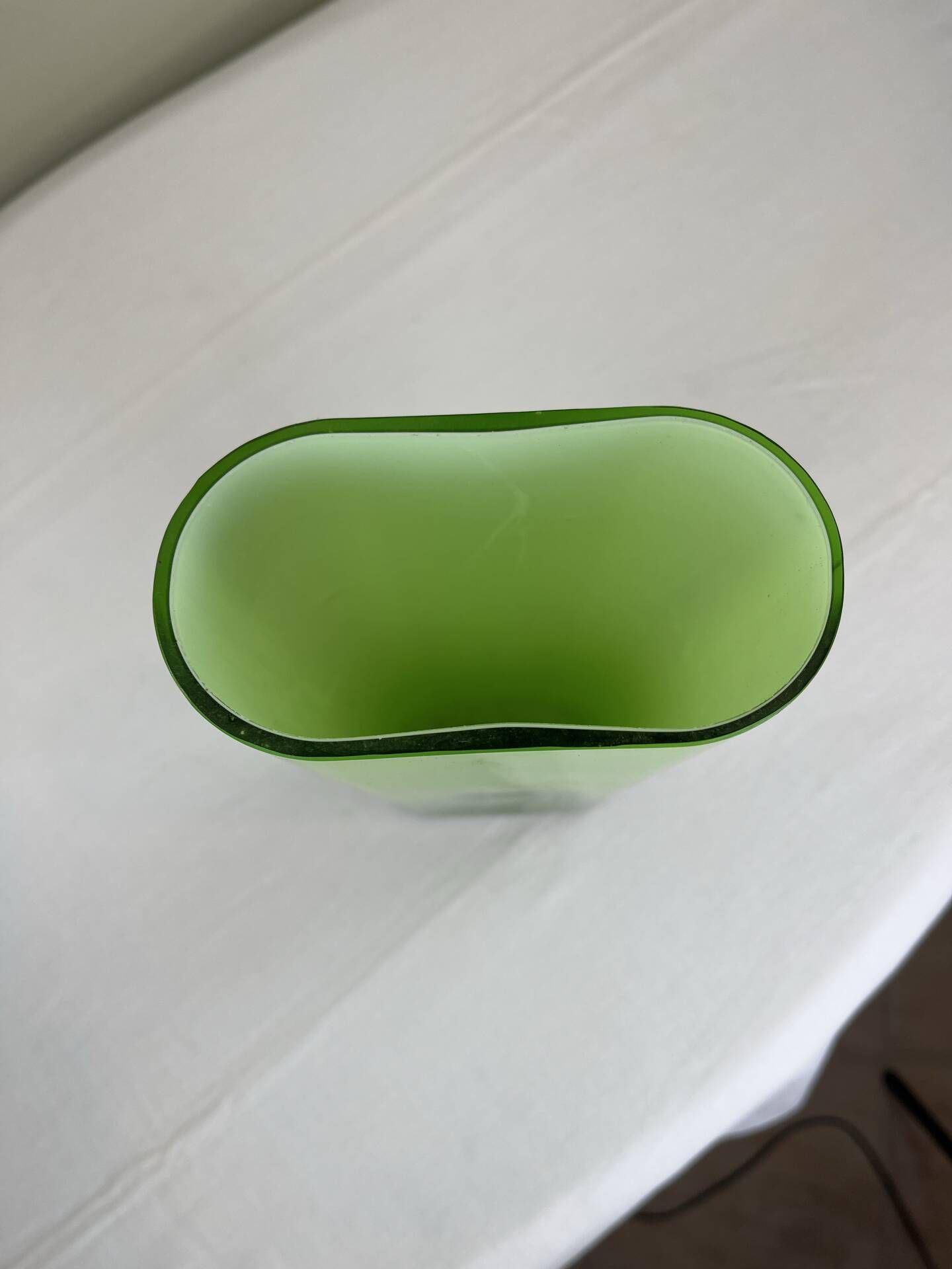 Large apple green vase design