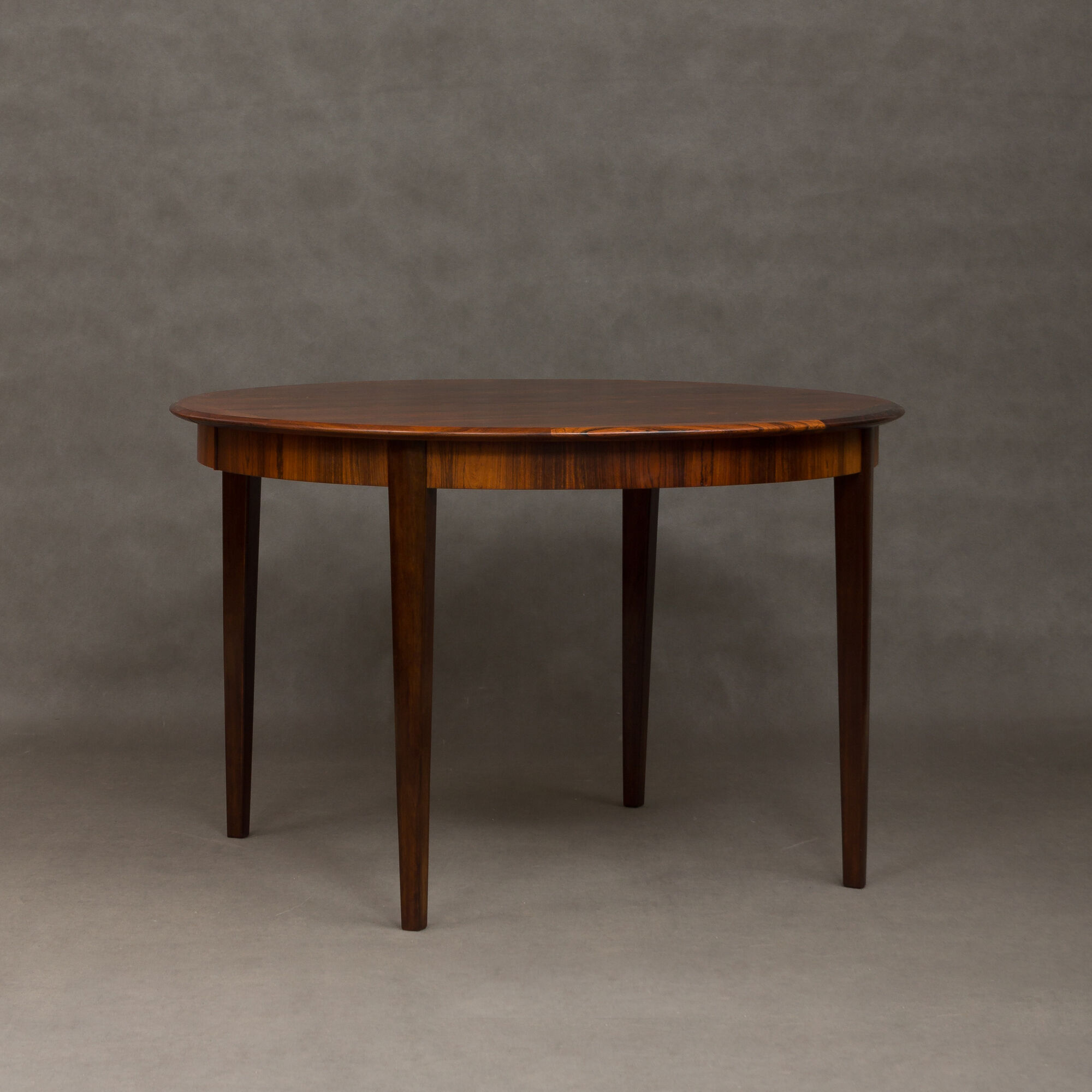 Danish Rio Palisander extension table in original lacquer, 1960s