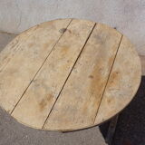Vine table in FIR