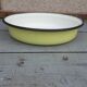 Bassine plat en tole émaillé