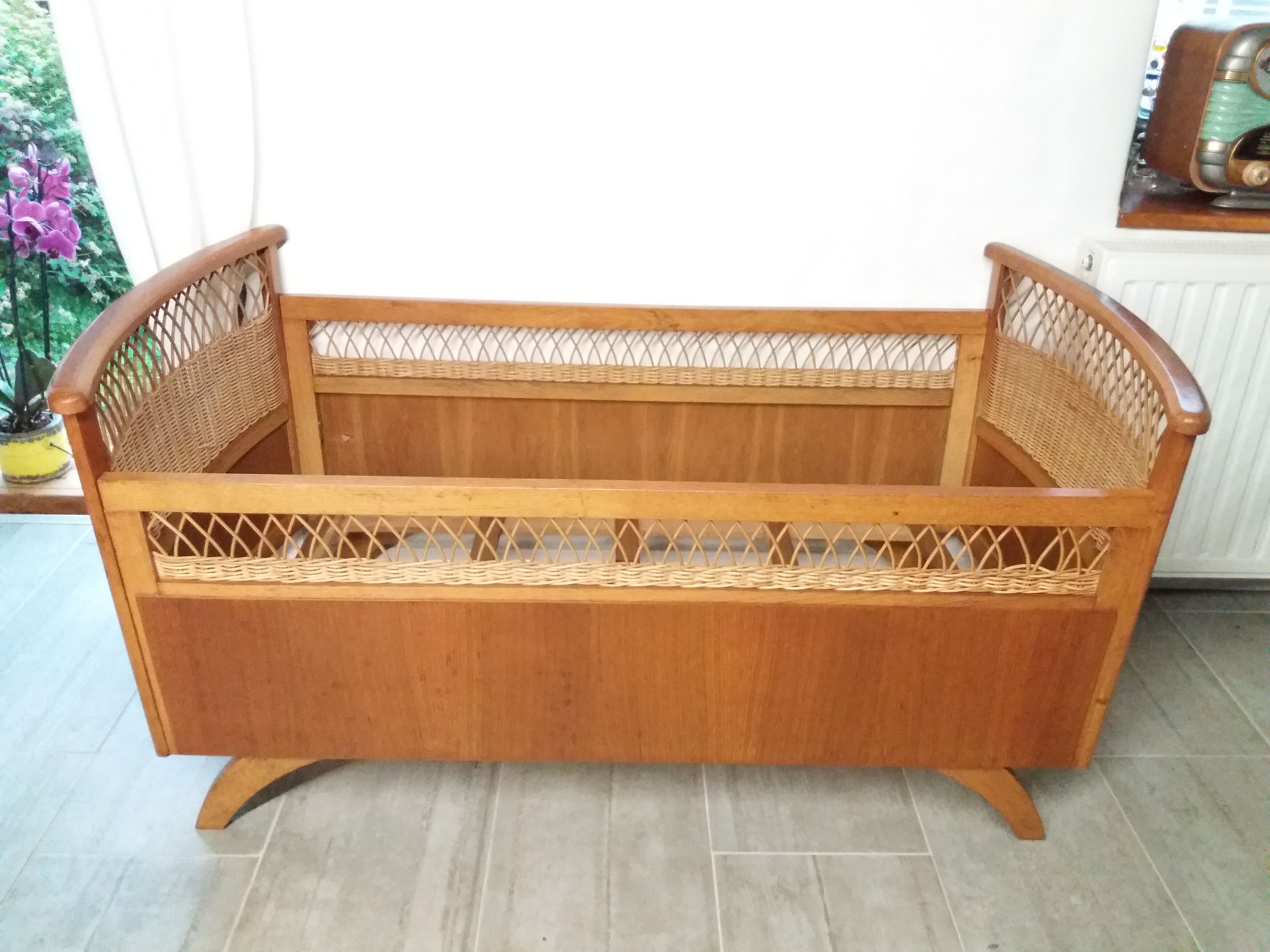 Children's bed gilded wood and rattan 60s