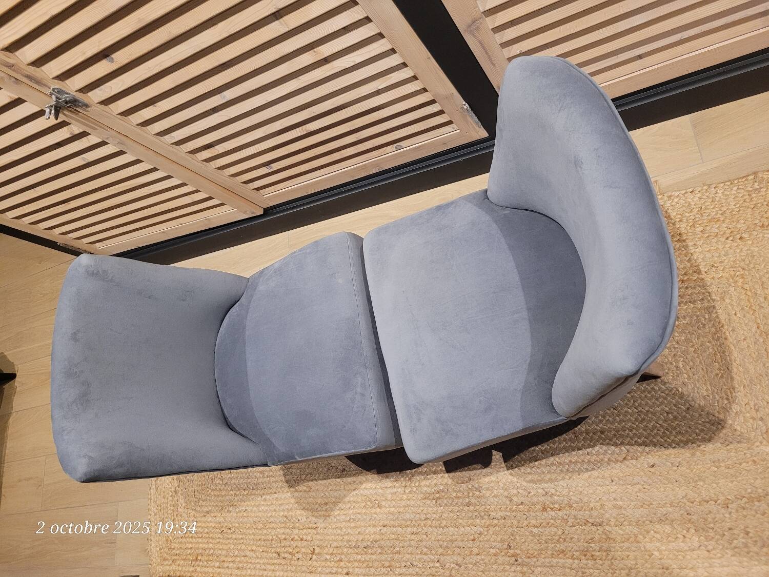 Pair of armchairs in grey velvet