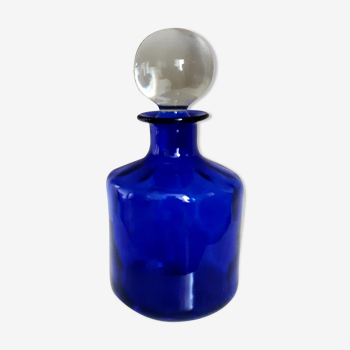 Blue decorative bottle bottle