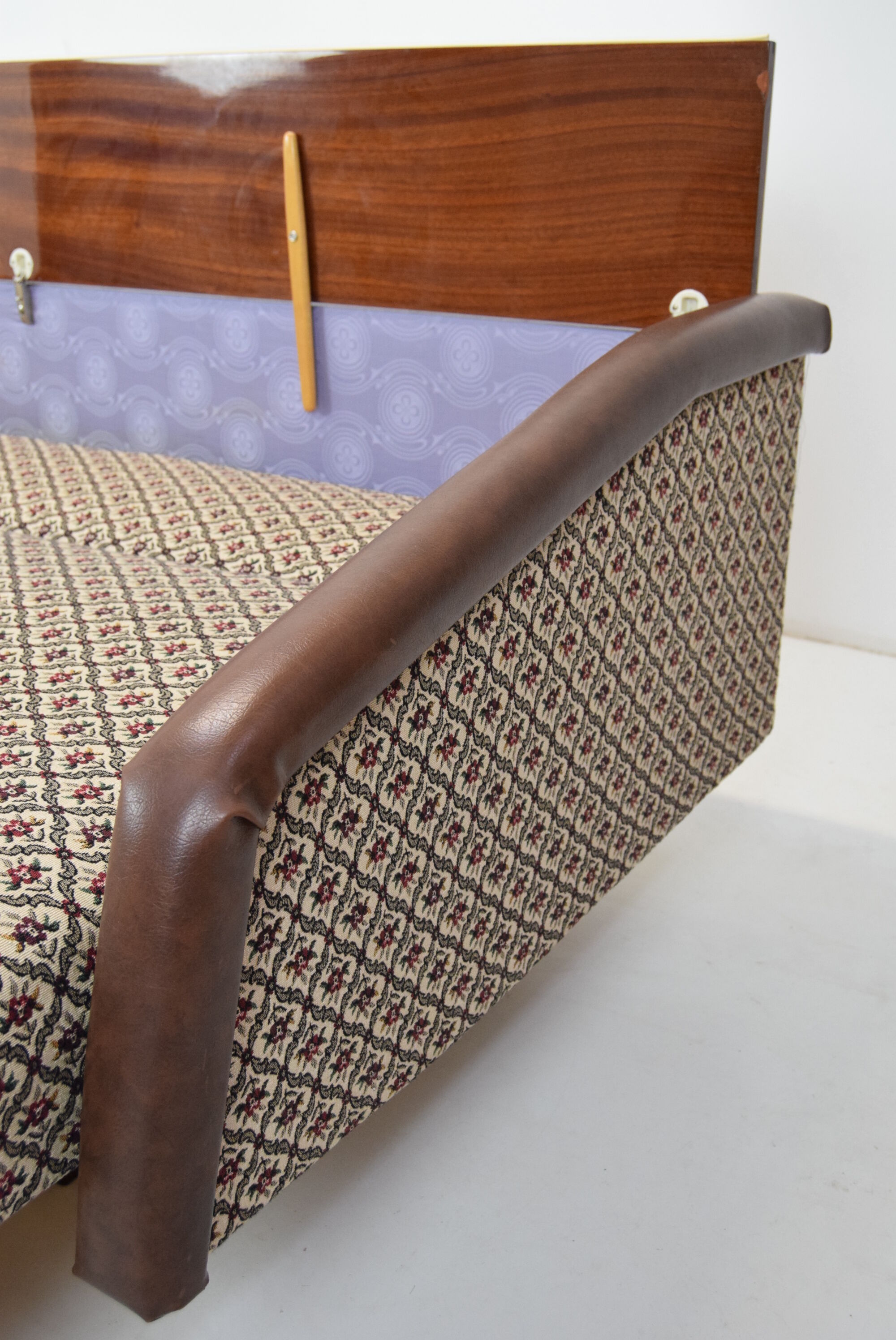 Mid-century 3-seat Sofa or Daybed,Jitona,1970's.