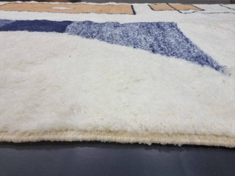 Traditional handmade Beni Ouarine rug 250cmx150cm