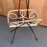 Metal and scoubidou magazine holders