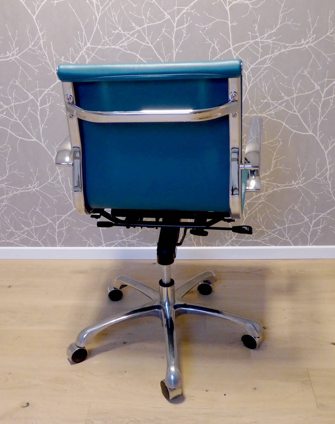 Turquoise office chair