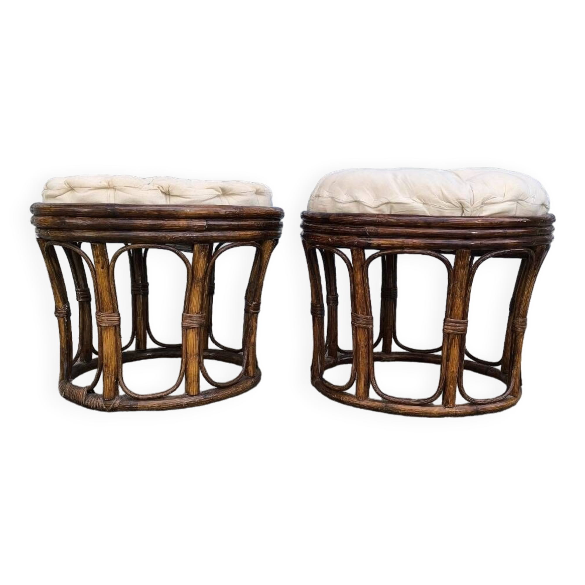 Paire de tabourets en rotin