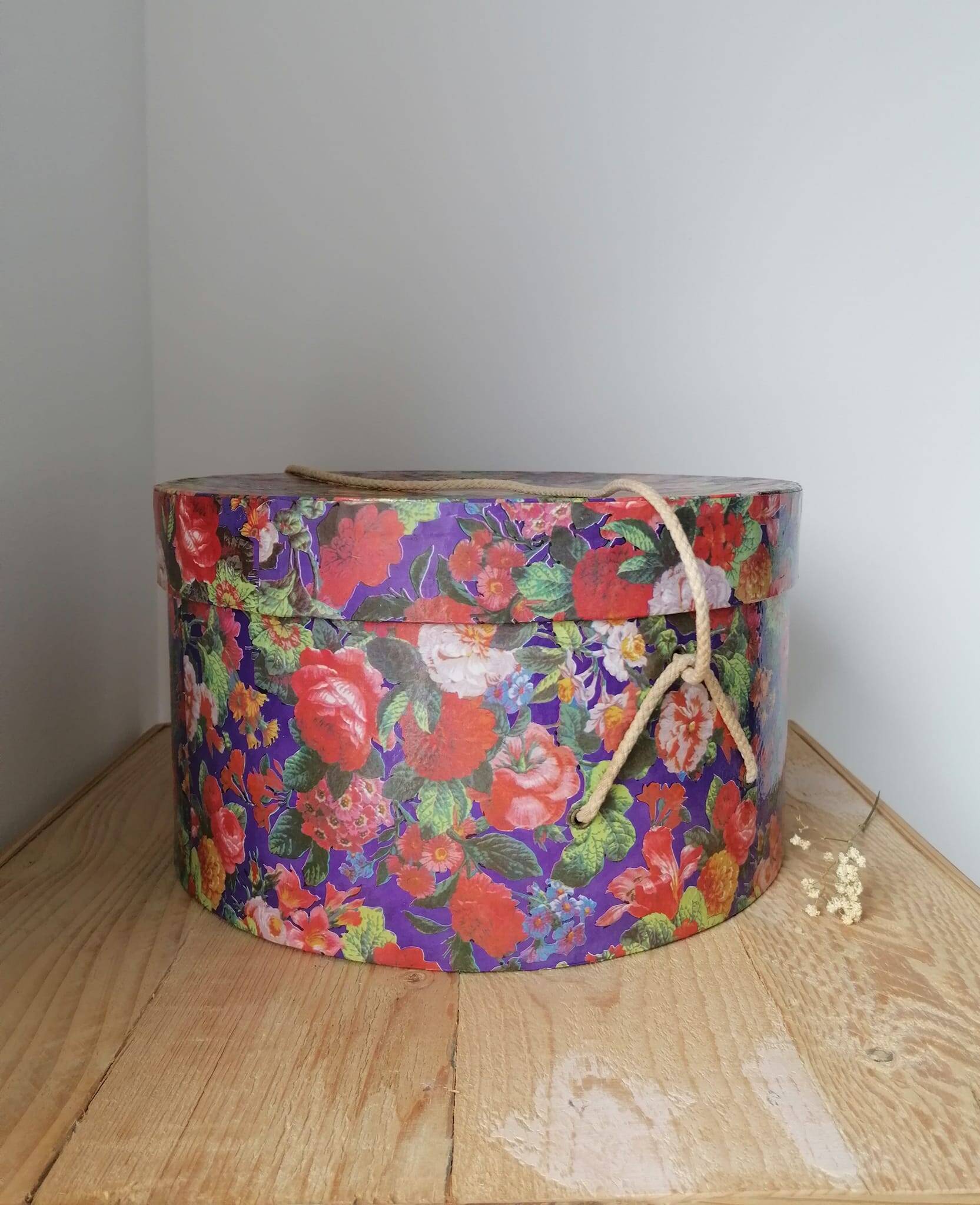 Large Vintage Cardboard Round Hat Box