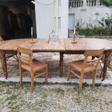 Farm table