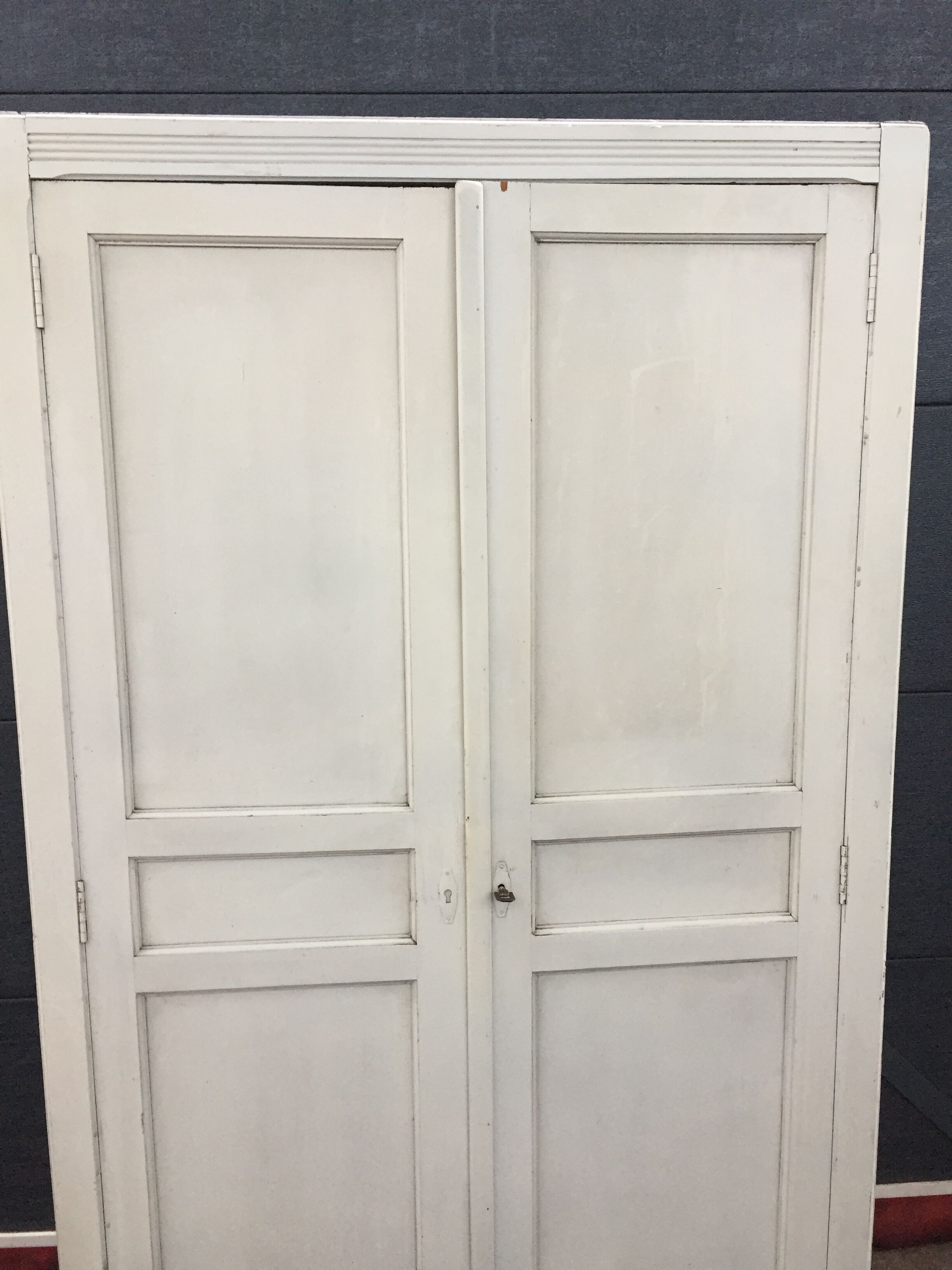 Cabinet Paris vintage