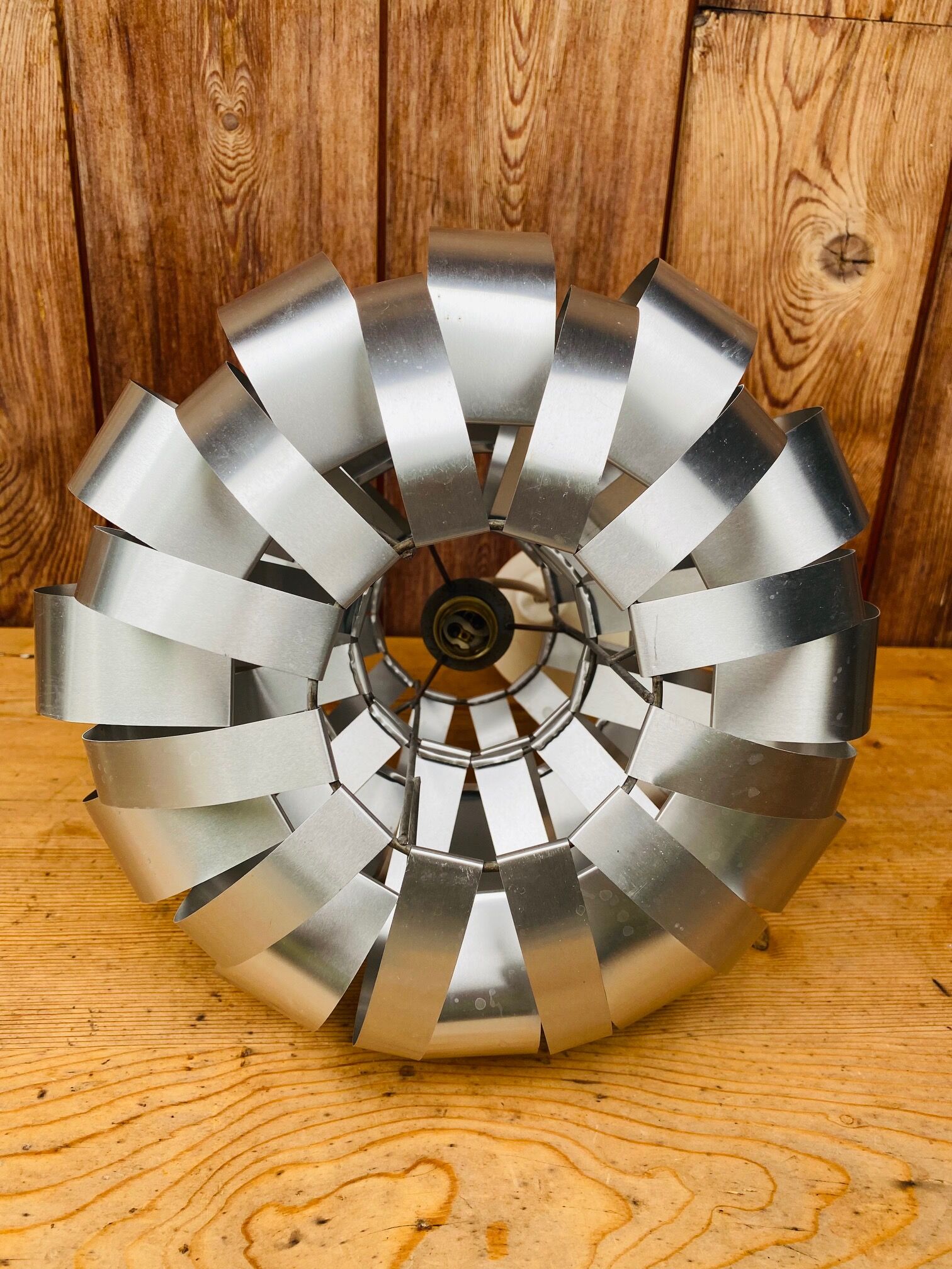 Ceiling lamp in aluminum slats 70s