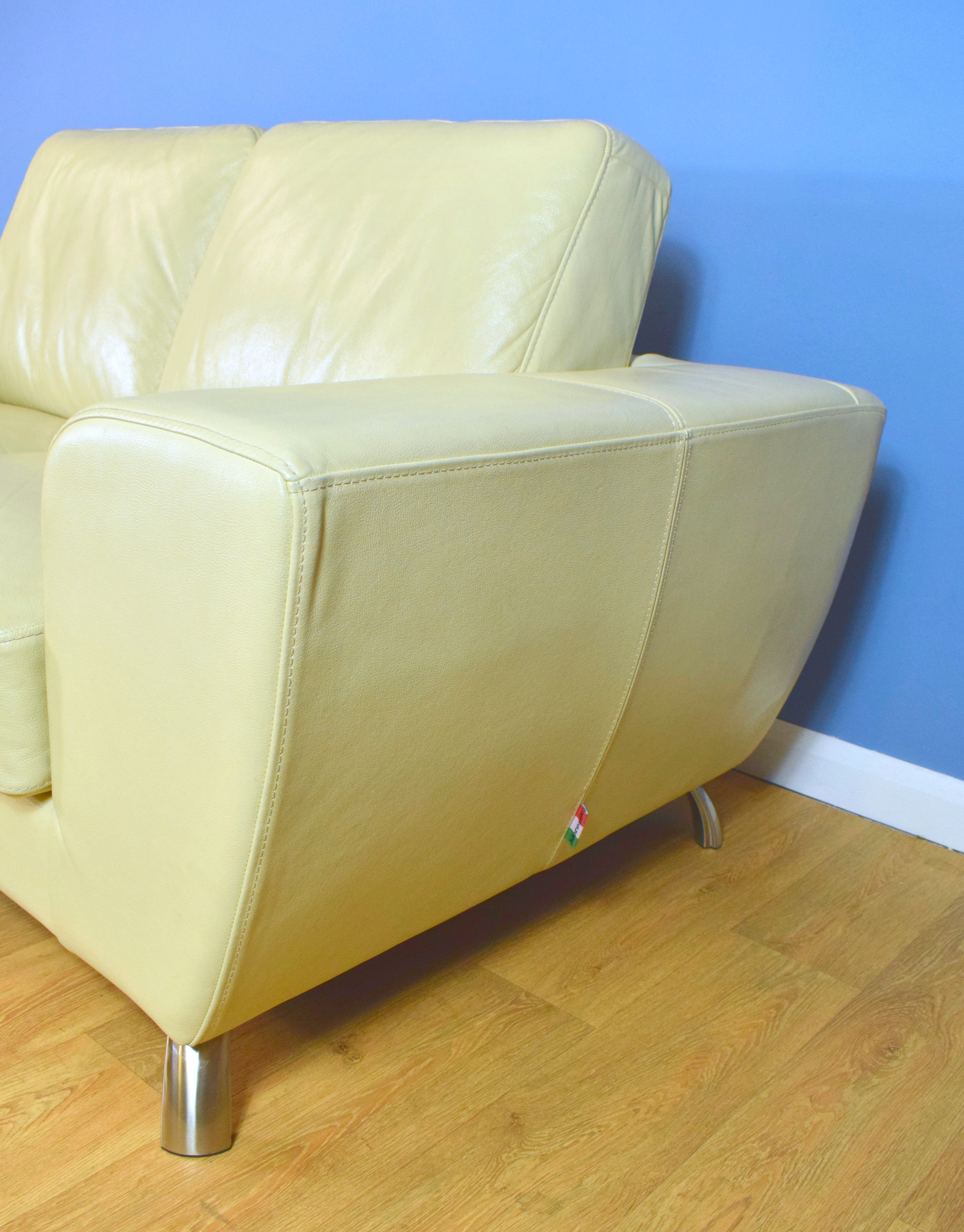 Mid Century Retro Italian Cream Leather 2 Seat Sofa Settee Couch by Moroso 1980s