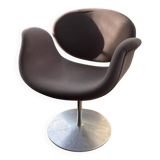 Tulip Chairs by Pierre Paulin
