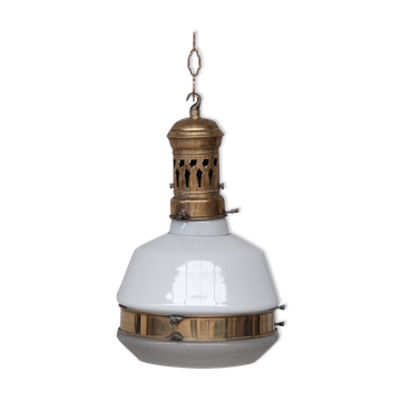 Suspension allemande antique en laiton et en verre bicolore