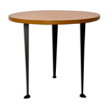Circa 1990 Round Table