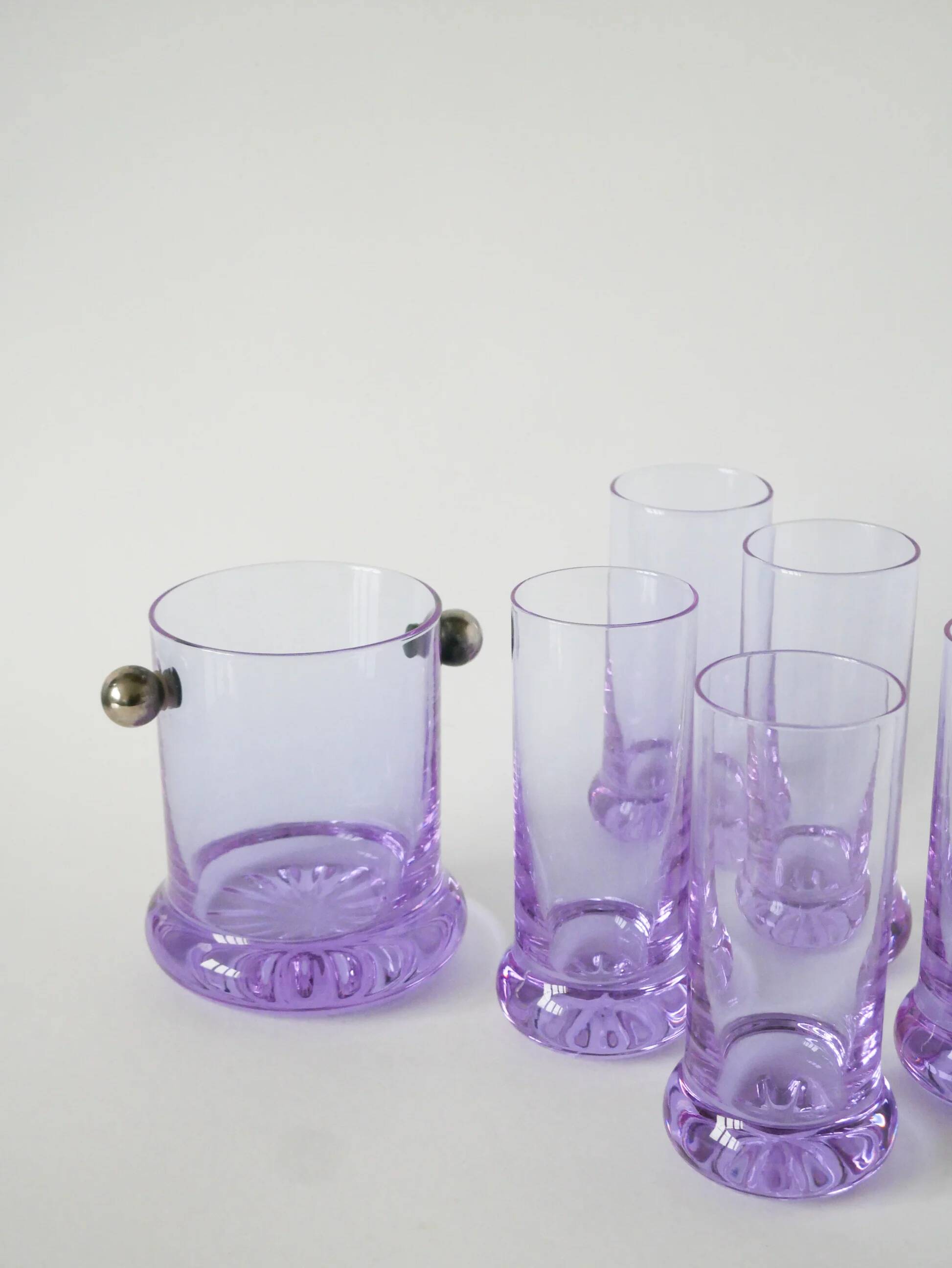 Set consisting of 5 cocktail glasses and an ice bucket, purple and chrome, made in Italy, 1960.