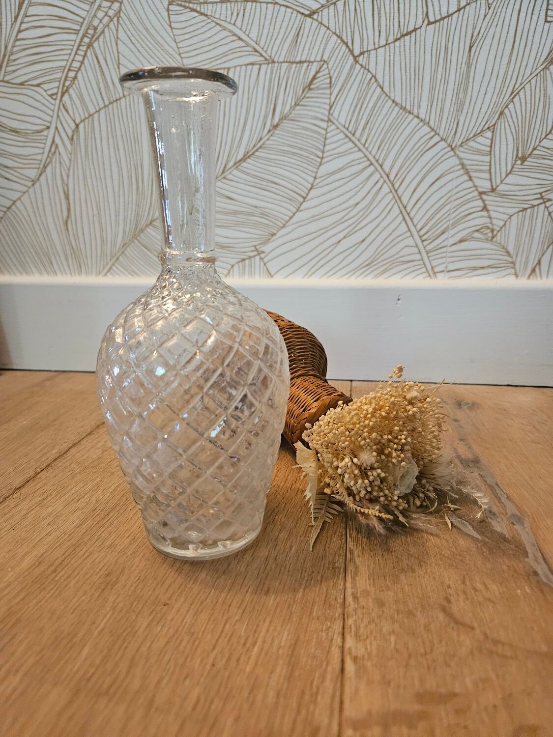 Carafe or soliflore in cut glass