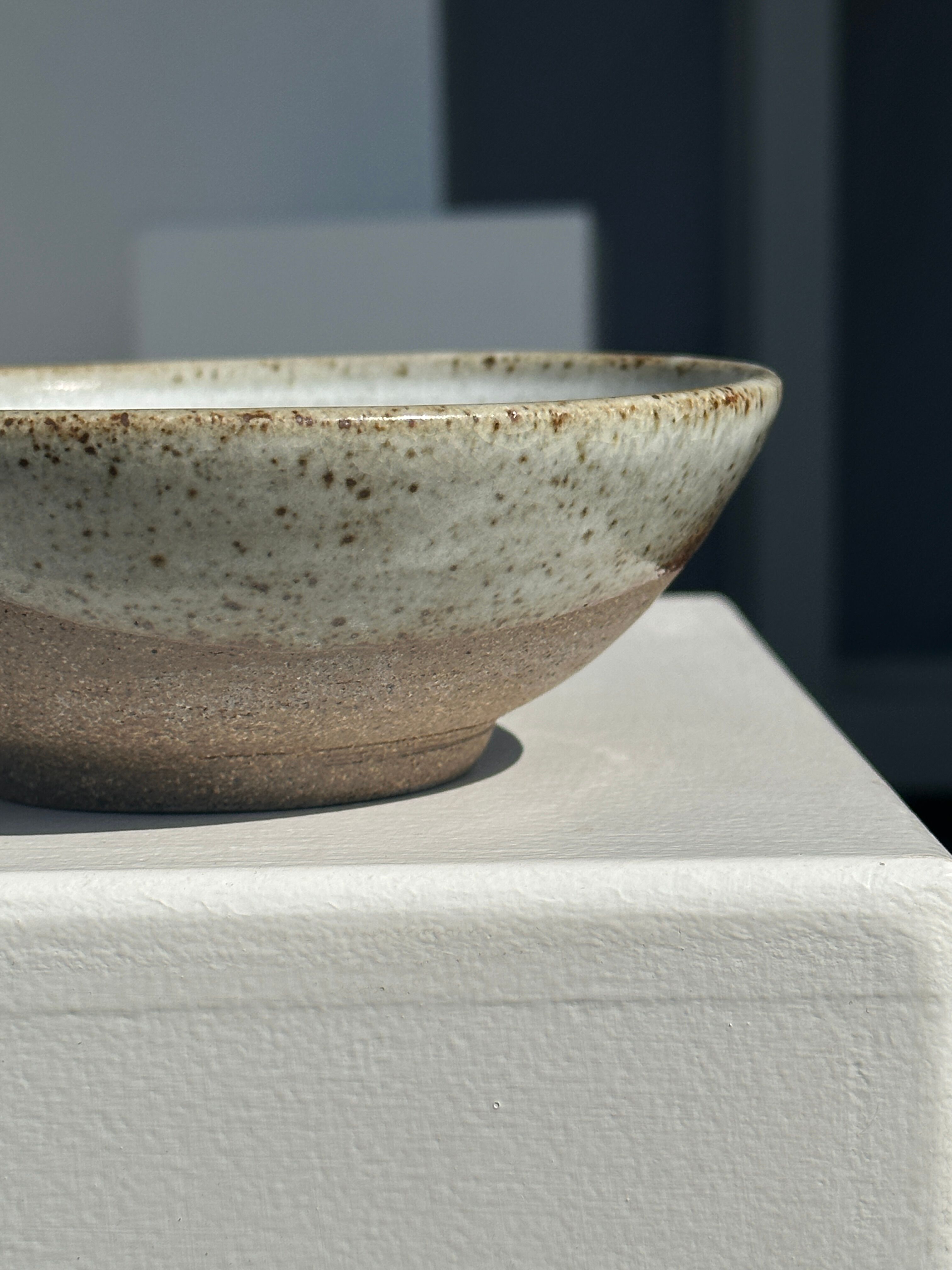 Duo of small brown bowls and speckled glazed ceramic (1top + 1bottom)
