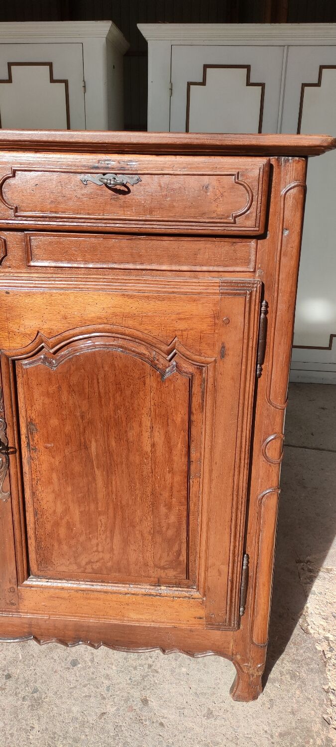 Louis xv walnut sideboard 18th century, Basque support buffet