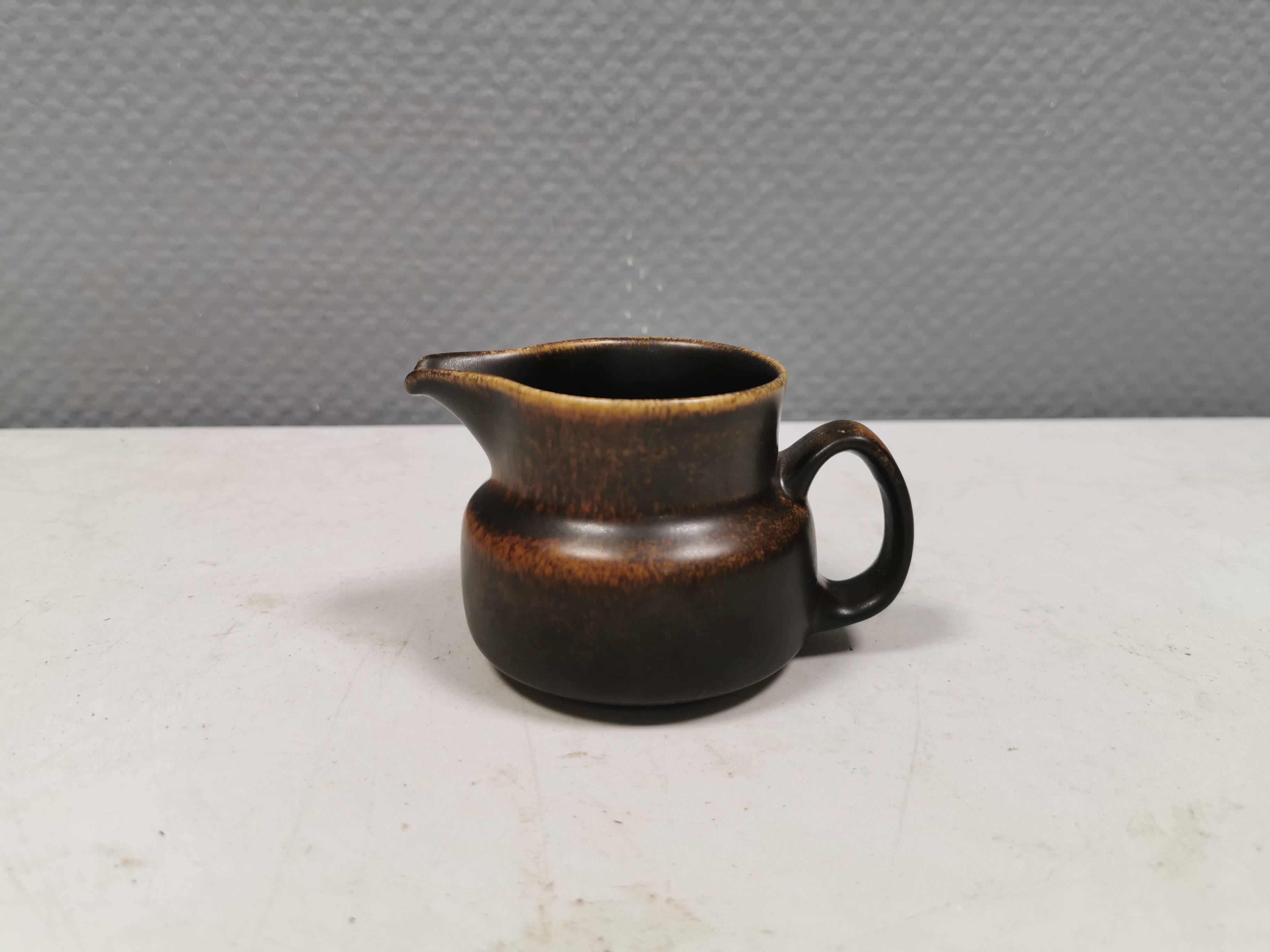 Very nice cream jug in hare fur glaze, Danish and from the 1970-80s.