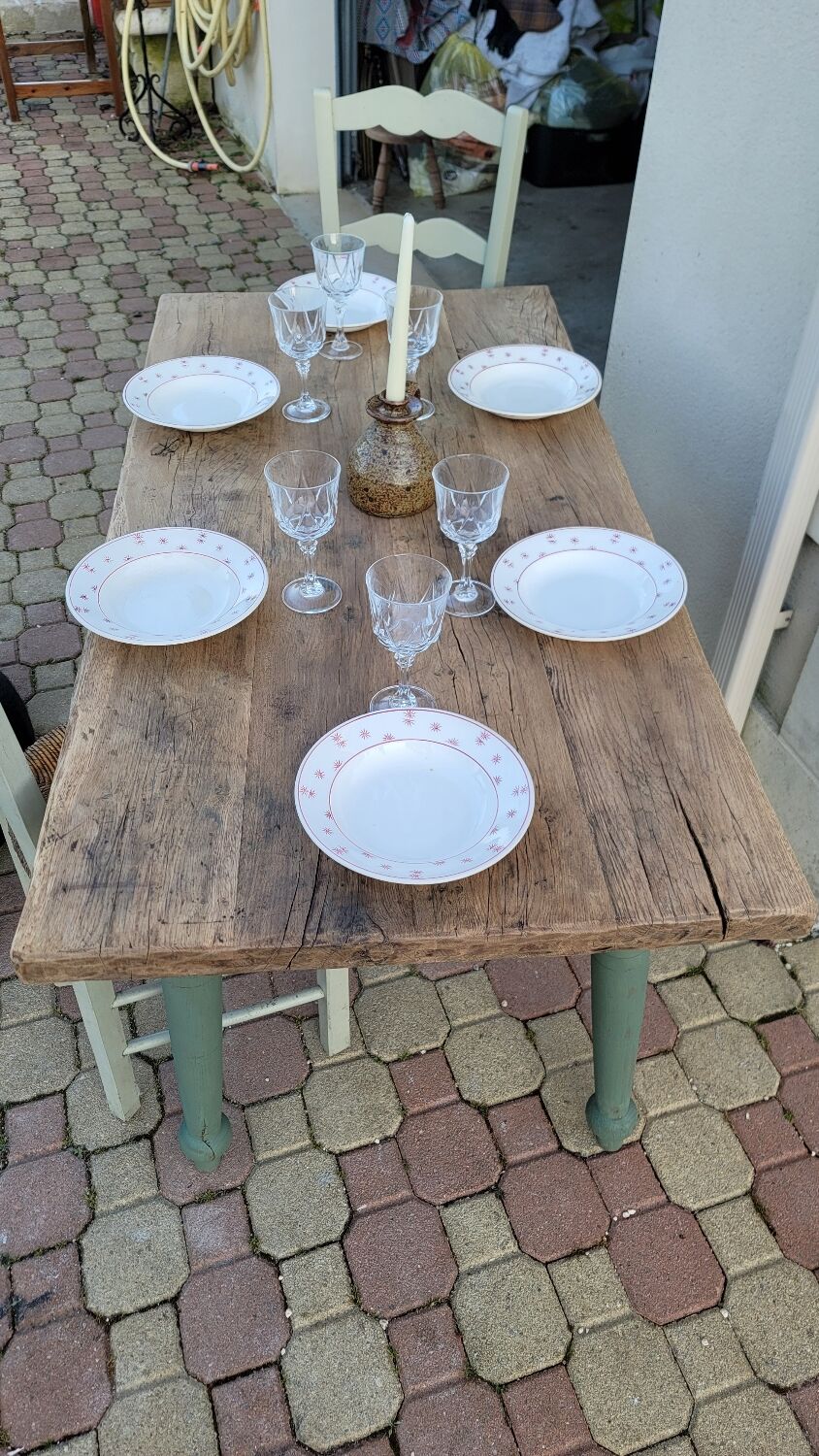 Farmhouse table
