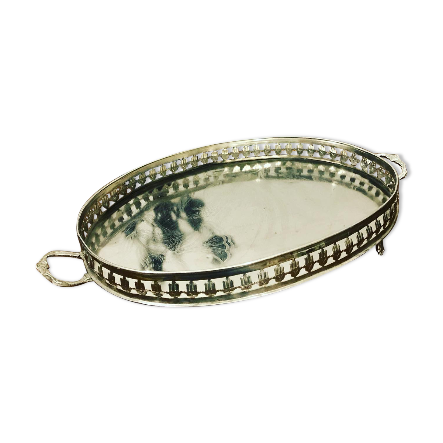 Oriental silver metal top