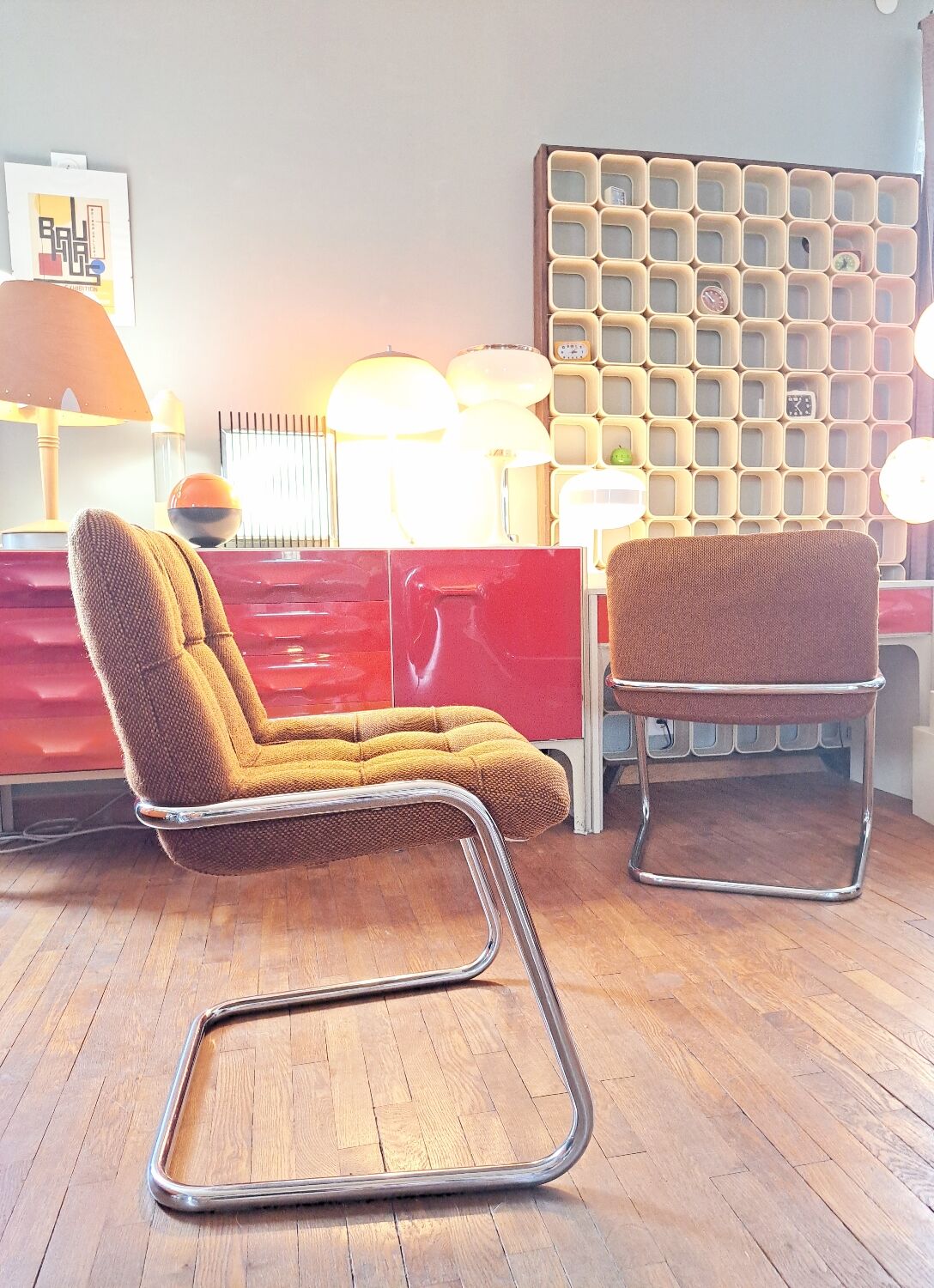 Suite of 6 armchairs airborne storm yves christin

1970's