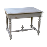 Table patiné
