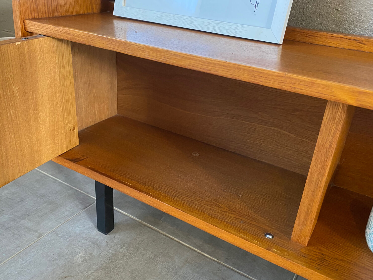 Vintage sideboard (shallow)