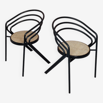 Ensemble de 2 fauteuils tubulaires postmodernes / chaises de salle à manger avec siège en sangle, années 1980.