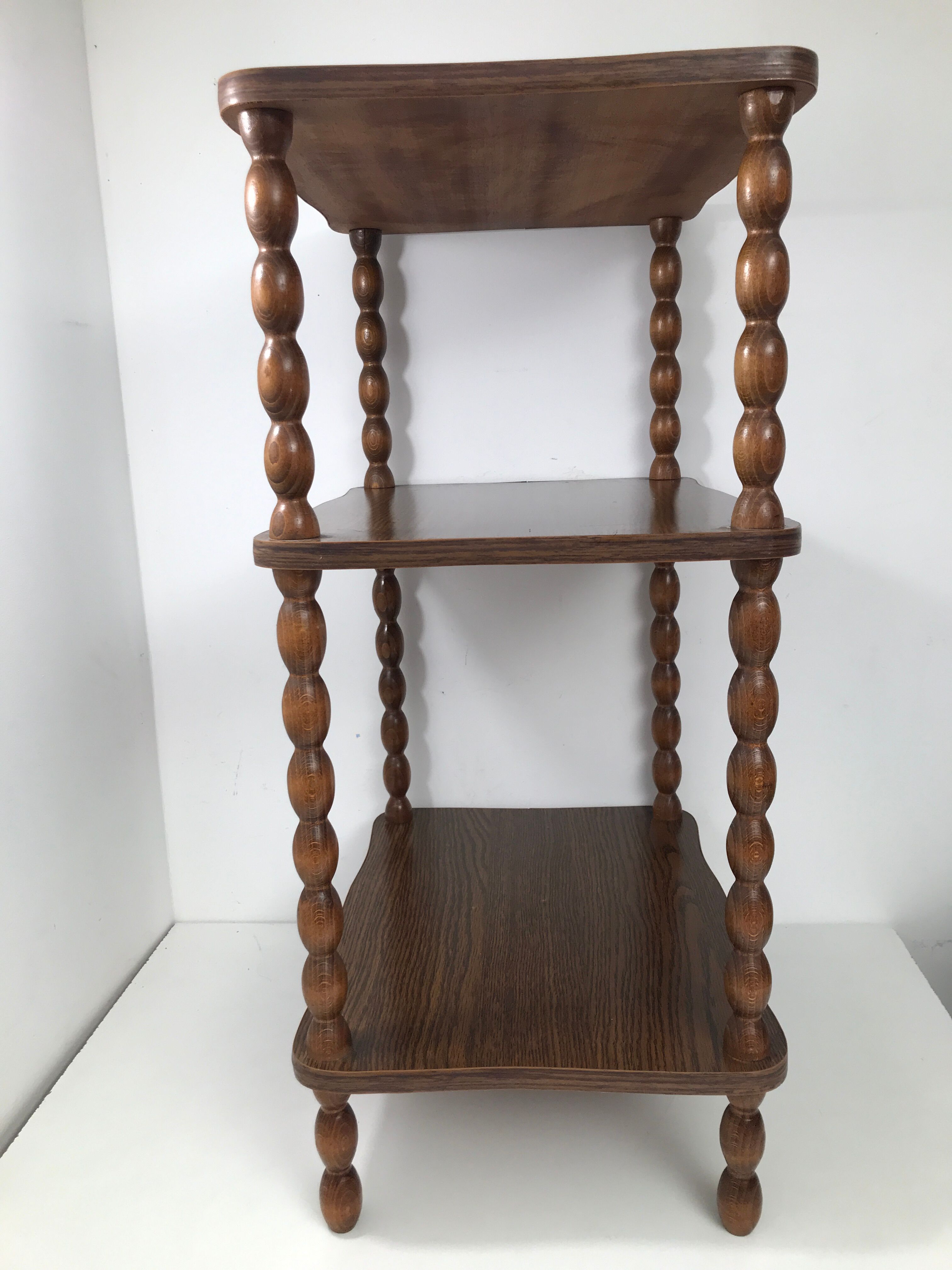 Sellette shelf wood turned Louis XIII style