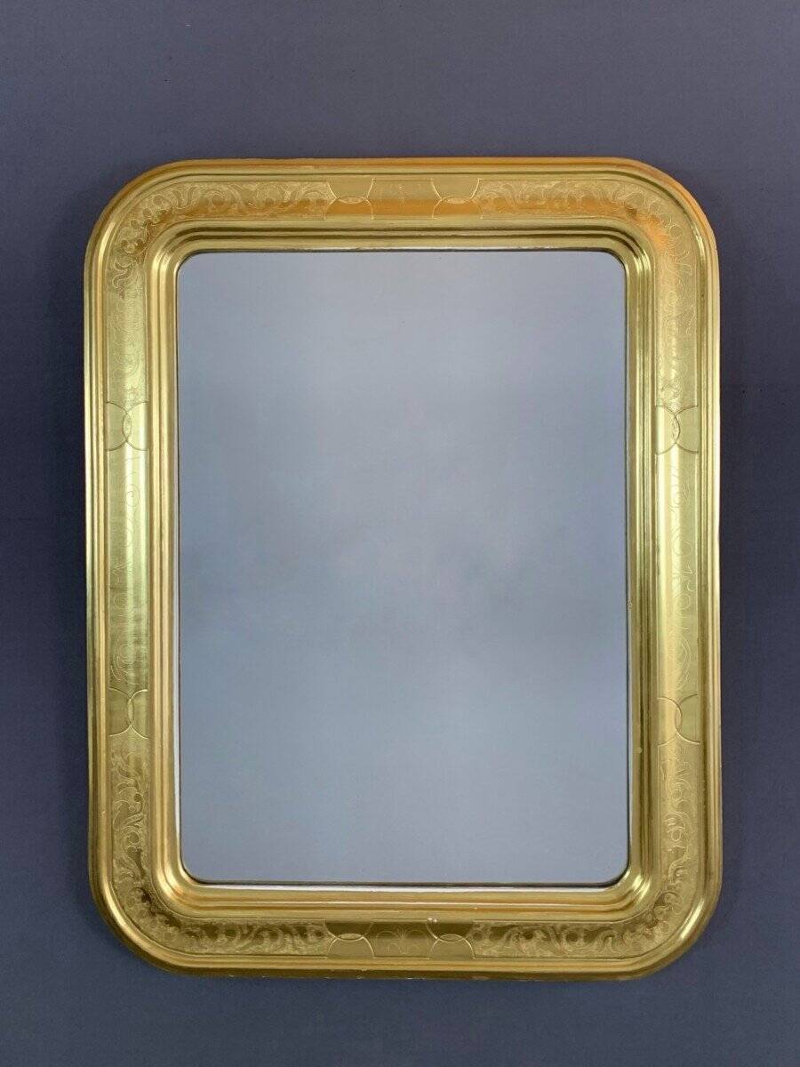 Classic Style Rectangular Golden Wood Mirror